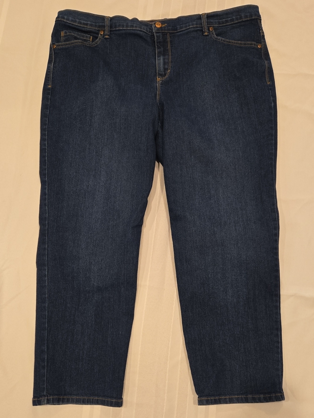 Gloria Vanderbilt Classic Straight-Leg Dark Indigo Jeans